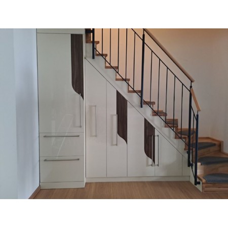 Шкаф под лестницей 